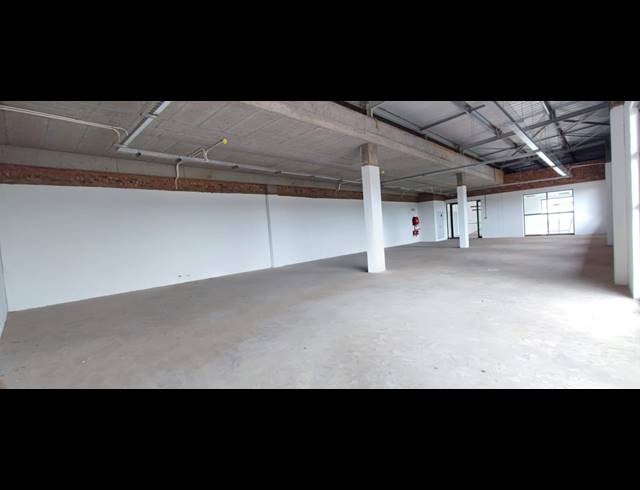 2,230M² WAREHOUSE TO LET IN HIGHVELD